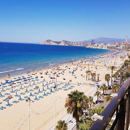 ºººCON AIRE ACOND, PARKING, PISCINA Y JARDIN Apts Alhambra en Playa Levante Benidorm Exterior foto